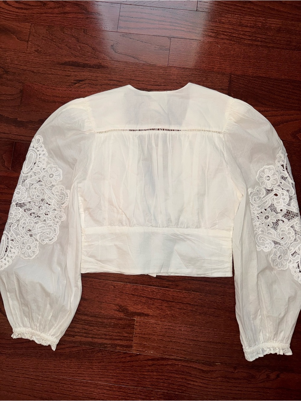 FARM Rio white cotton Eyelet Puff-Sleeve Blouse - Picture 2 of 12